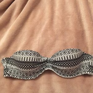 Victoria’s Secret bathing suit top